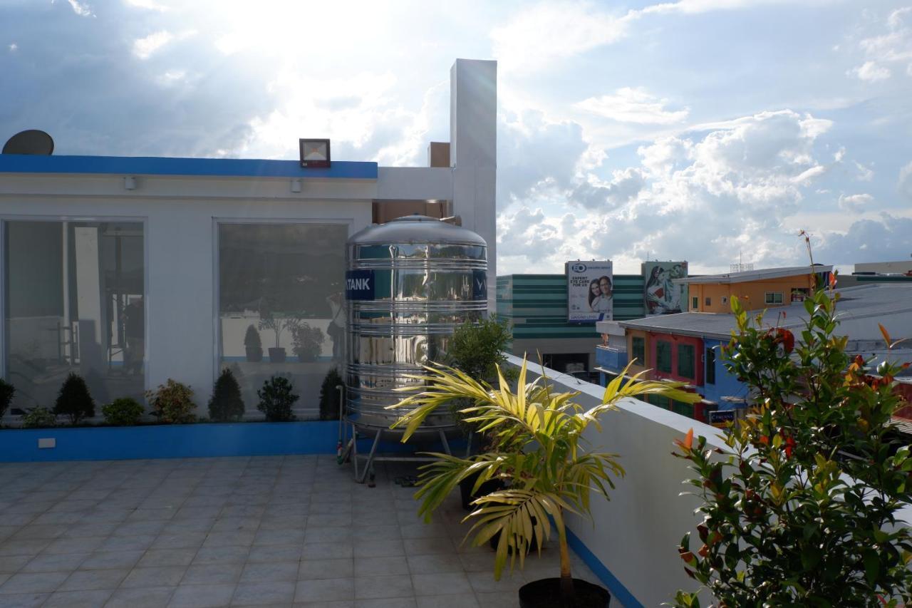 Rosetta Guest House Ormoc Exterior foto